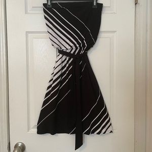 White House Black Market Strapless Dress Size XXS